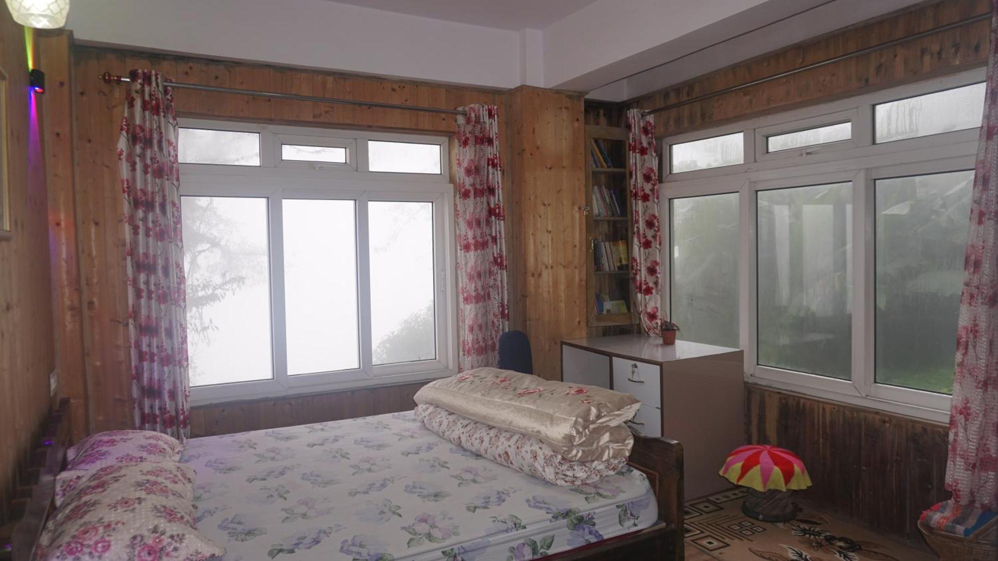 Tranquil Retreat Homestay Ghum Luaran gambar