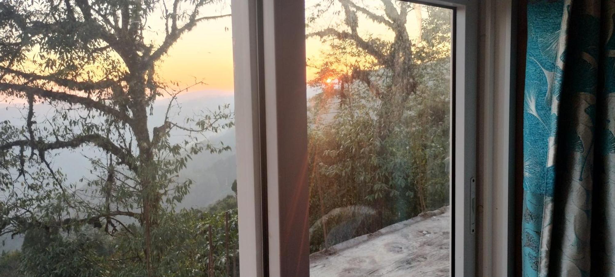 Tranquil Retreat Homestay Ghum Luaran gambar